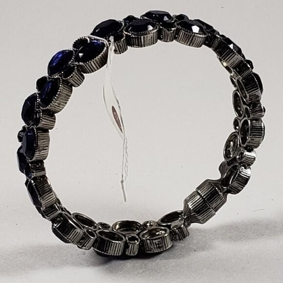 Silver Blue Crystal Bracelet – Sparkling Oval Gems, Magnetic Clasp, Jewelry - Picture 5 of 7